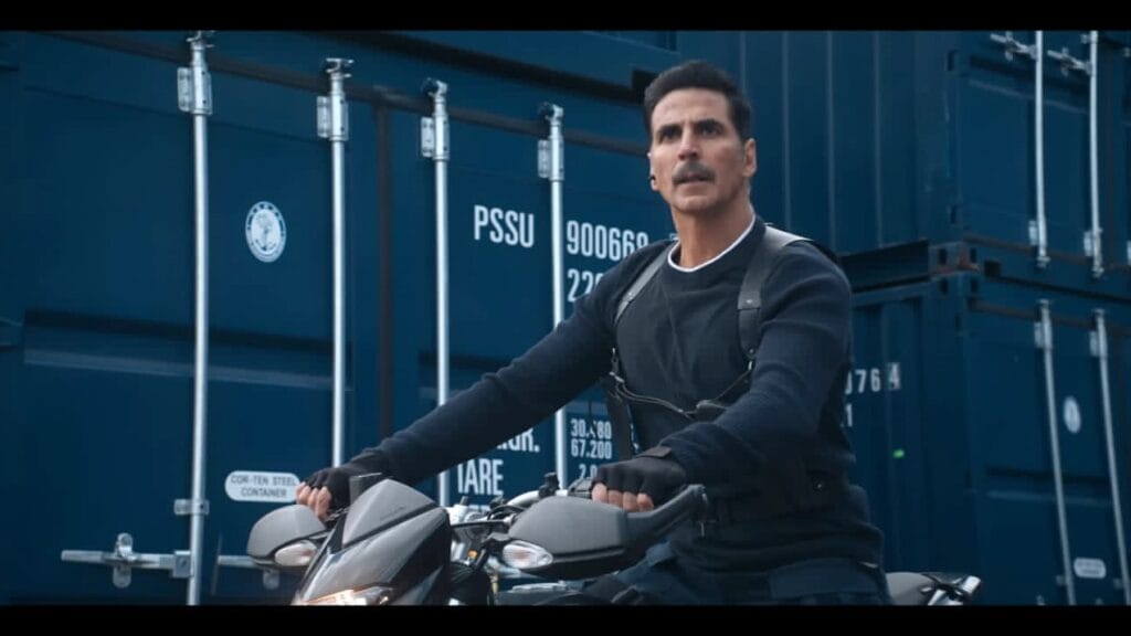 Bade Miyan Chote Miyan movie