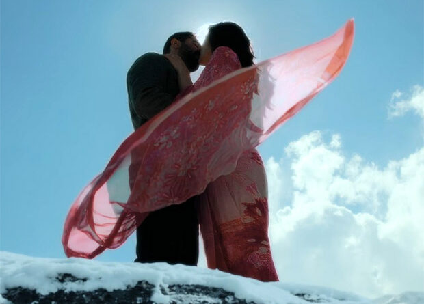 Ayushmann Khurrana and Sara Ali Khan in Udta Teer